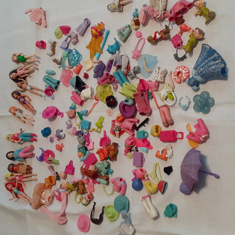 Polly Pocket dolls, clothes and accessories and misc other size items